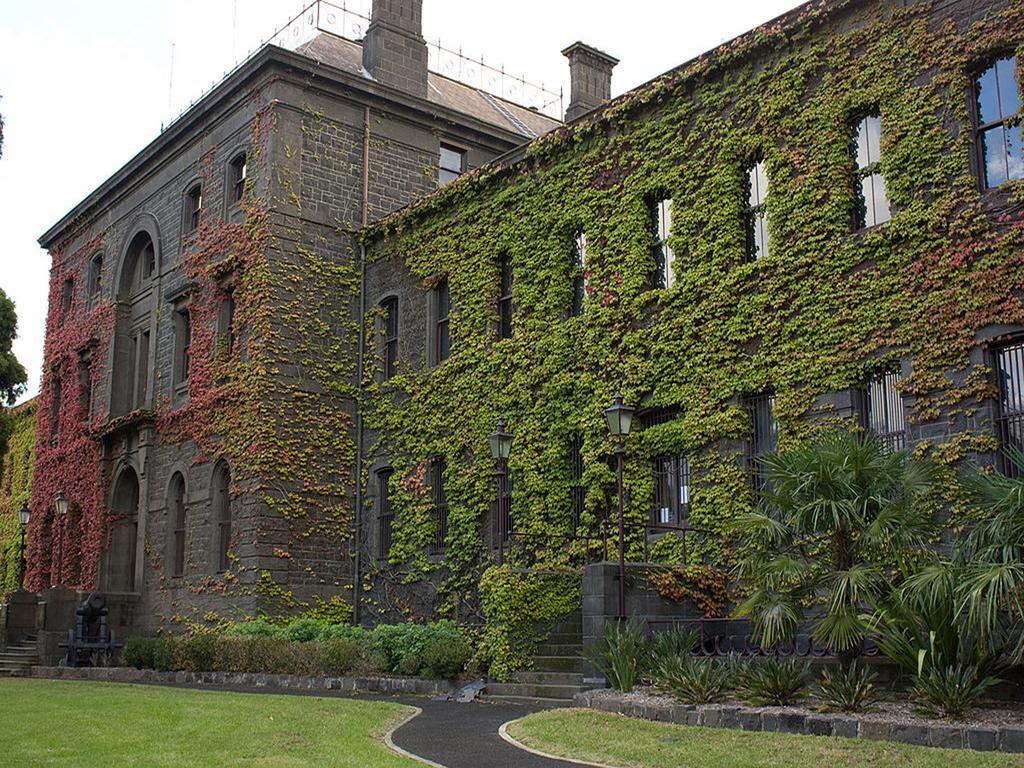 Wyndel Apartments - St Kilda Views Melbourne Exterior foto