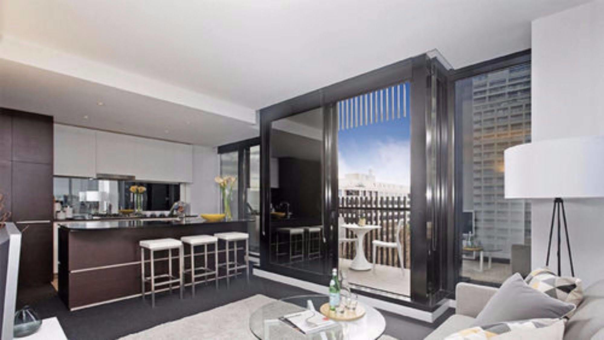 Wyndel Apartments - St Kilda Views Melbourne Exterior foto